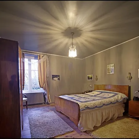 ゲストハウス Maison D'hote Art Deco Saint-Saud-Lacoussière