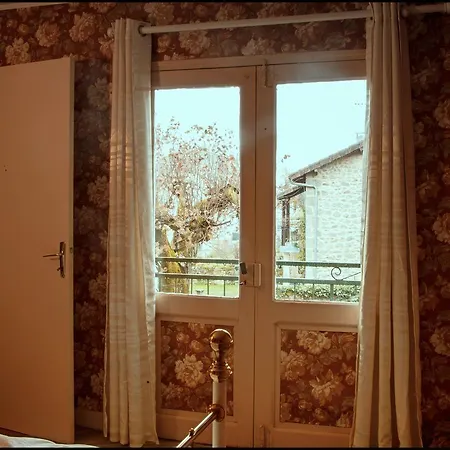 Maison D'hote Art Deco * Saint-Saud-Lacoussière