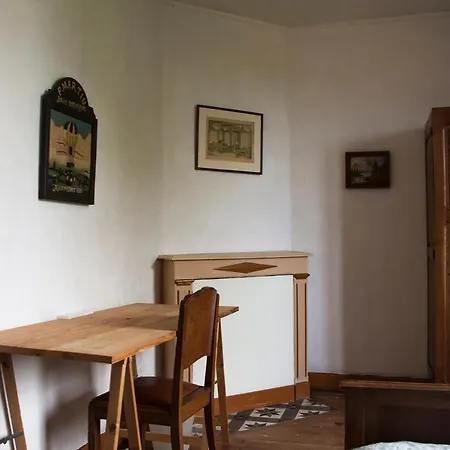 Maison D'hote Art Deco ゲストハウス Saint-Saud-Lacoussière